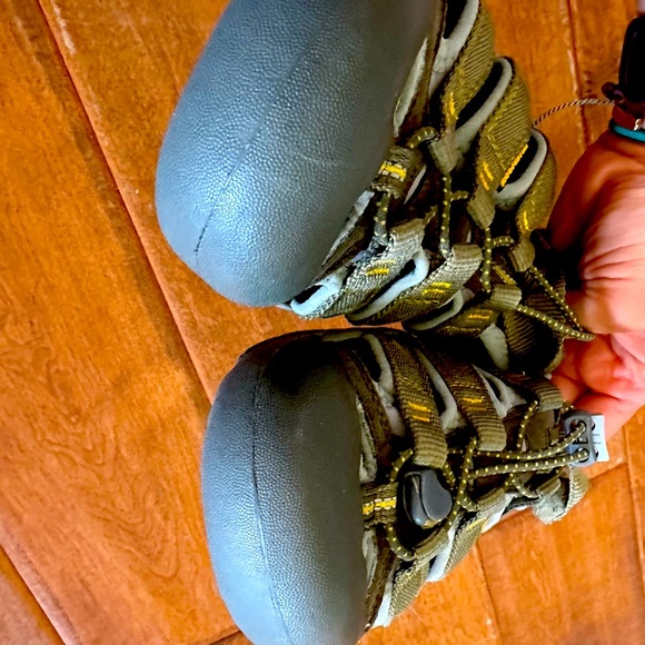 Men’s Keen H2 Water Sandals Size 6 in excellent condition - Picture 3 of 6